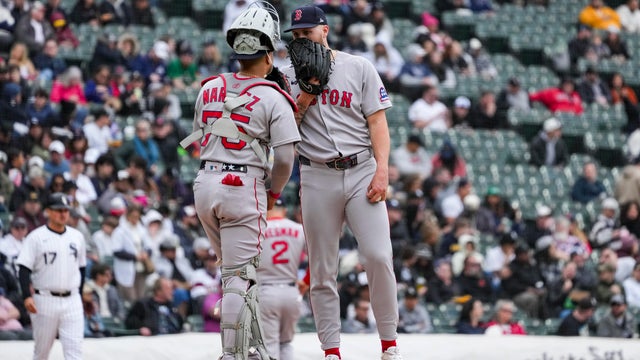Boston Red Sox v Chicago White Sox 